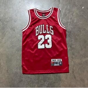 Nike Micheal Jordan Tribute
Jersey Vintage 90s 1998